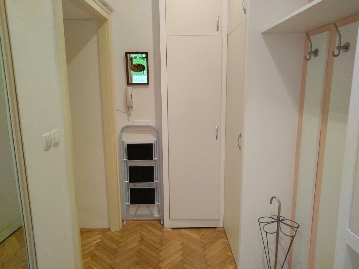 Central Zagrad Apartment Fiume Esterno foto
