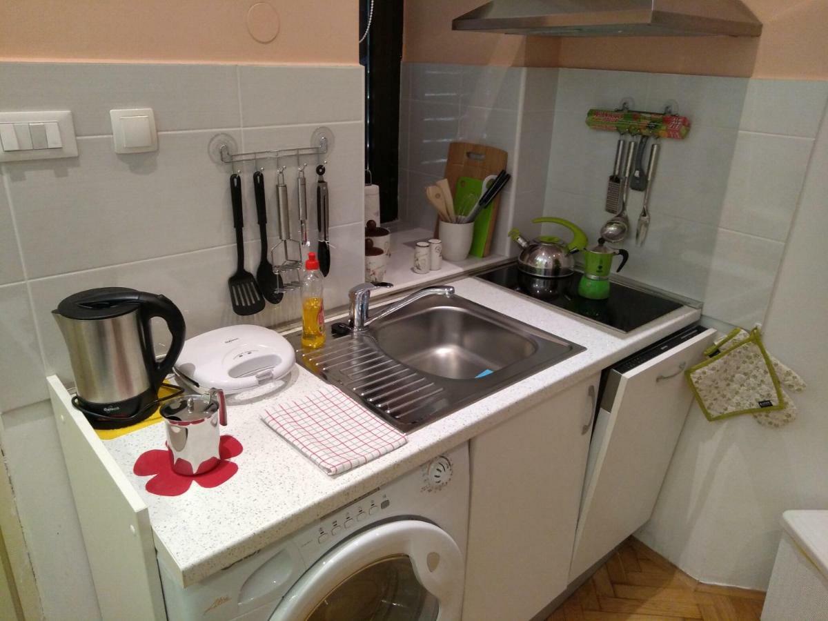 Central Zagrad Apartment Fiume Esterno foto